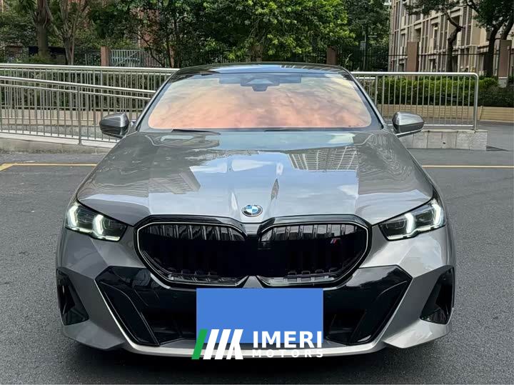 BMW 5 Series 530Li Premier M Sport Package