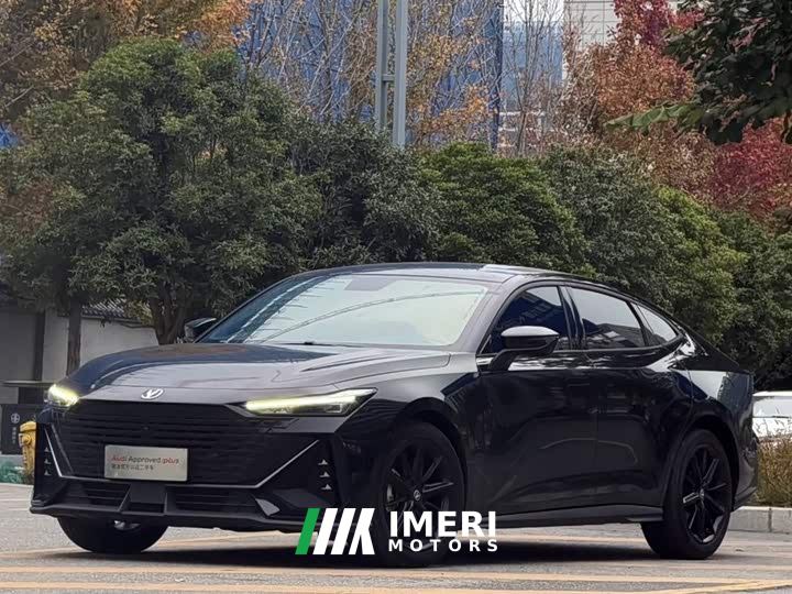 Changan UNI-V 1.5T Premium
