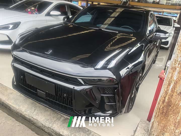 Lynk & Co 03 1.5T DCT Pro