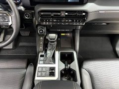Toyota Prado 2.4T Hanye WX 5-Seater - ფოტო 17