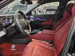 BMW 5 Series 530Li Premier M Sport Package - ფოტო 4
