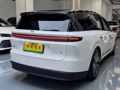 Li Auto i8 Standard Edition - ფოტო 16