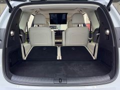 Li Auto i8 Standard Edition - ფოტო 18