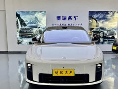 Li Auto i8 Standard Edition - ფოტო 2