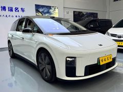 Li Auto i8 Standard Edition - ფოტო 3