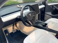 Tesla Model Y Rear-Wheel Drive - ფოტო 13