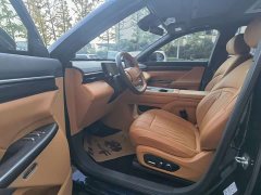 Dongfeng eπ 008 636 Ultra EV 5-Seat - photo 4