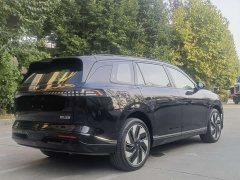 Dongfeng eπ 008 636 Ultra EV 5-Seat - photo 7