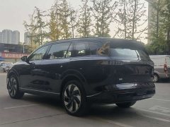 Dongfeng eπ 008 636 Ultra EV 5-Seat - photo 9
