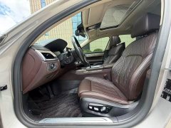 BMW 7 Series 740Li Premier Luxury Package - ფოტო 12