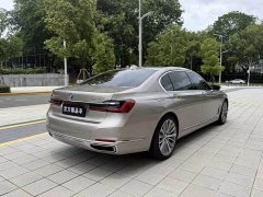 BMW 7 Series 740Li Premier Luxury Package - ფოტო 4