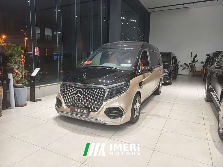 Mercedes-Benz Vito 2.0T Business Edition 7-Seater