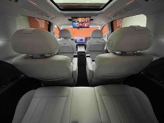 Voyah Lantu Dreamchaser PHEV AWD Luxury Kunpeng Edition - ფოტო 17