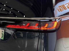 Voyah Lantu Dreamchaser PHEV AWD Luxury Kunpeng Edition - ფოტო 9