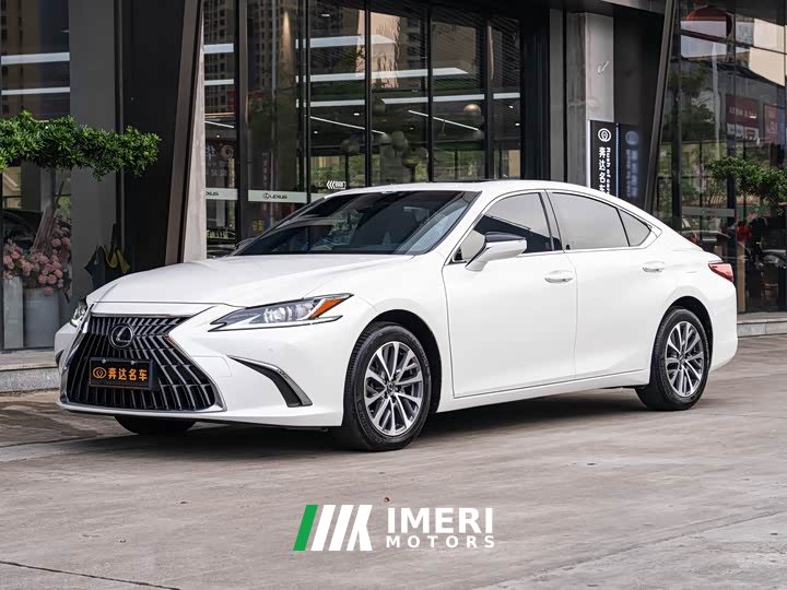 Lexus ES 260 Excellence Edition