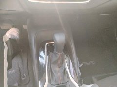 Toyota Corolla 1.2T S-CVT Elite - ფოტო 15