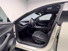 Xiaomi SU7 2024 Rear-Wheel Drive Standard Founder Edition - ფოტო 12