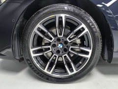 BMW 5 Series 525Li M Sport Package - ფოტო 16