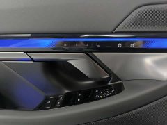 BMW 5 Series 525Li M Sport Package - ფოტო 18
