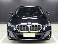 BMW 5 Series 525Li M Sport Package - ფოტო 2