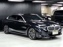 BMW 5 Series 525Li M Sport Package - ფოტო 3