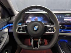 BMW 5 Series 525Li M Sport Package - ფოტო 7