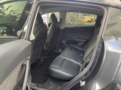 Tesla Model Y Rear-Wheel Drive - ფოტო 5