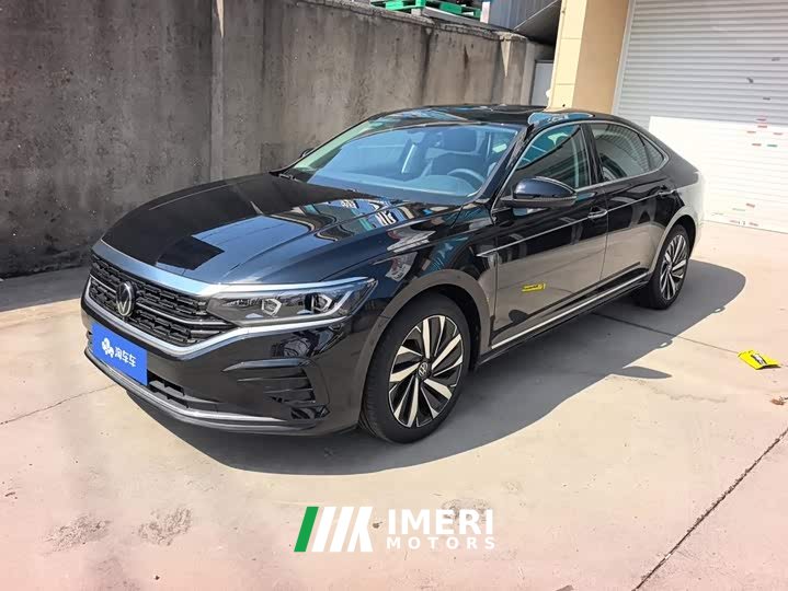Volkswagen Passat 2023 330TSI Luxury - ავტომობილი ჩინეთიდან