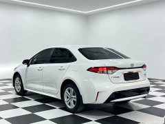 Toyota Corolla 1.8L CVT Luxury - ფოტო 8