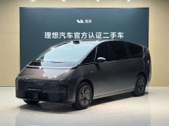 Li Auto Li Xiang MEGA Ultra - ფოტო 1