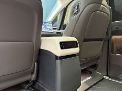 Li Auto Li Xiang MEGA Ultra - ფოტო 13