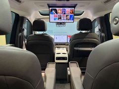 Li Auto Li Xiang MEGA Ultra - ფოტო 17