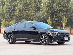 Volkswagen Passat 330TSI Starry Sky Luxury Edition - ფოტო 3
