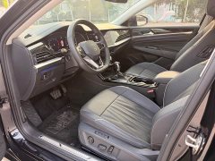 Volkswagen Passat 330TSI Starry Sky Luxury Edition - ფოტო 4