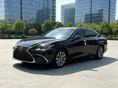 Lexus ES 200 Excellence Edition - ფოტო 2