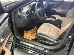 Lexus ES 200 Excellence Edition - ფოტო 7