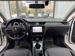 Skoda Octavia 1.5L Automatic Comfort Edition - ფოტო 11