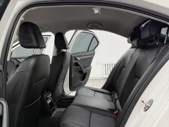 Skoda Octavia 1.5L Automatic Comfort Edition - ფოტო 8