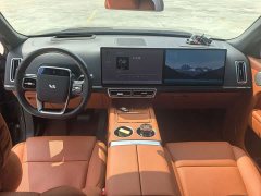 Li Auto L8 2023 Pro - ფოტო 12