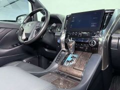 Toyota Alphard 2021 Hybrid 2.5L Premium Edition - ფოტო 12