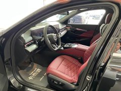 BMW 5 Series Facelift 530Li Premier M Sport Package - ფოტო 12