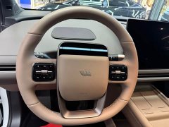 Li Auto i6 Two-Wheel Drive Standard - ფოტო 6