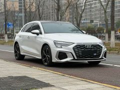 Audi A3 2021 Sportback 35 TFSI Fashion Sport - ფოტო 3