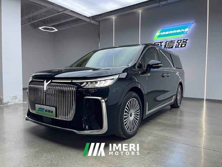 Voyah Lantu Dreamchaser PHEV AWD Excellence Kunpeng Edition