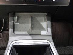 Tesla Model Y Rear-Wheel Drive - ფოტო 14