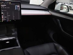 Tesla Model Y Rear-Wheel Drive - ფოტო 15