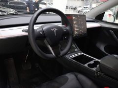 Tesla Model Y Rear-Wheel Drive - ფოტო 6