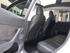 Tesla Model Y Rear-Wheel Drive - ფოტო 7