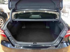 Toyota Camry 2021 Hybrid 2.5L HGVP Leading Edition - ფოტო 12