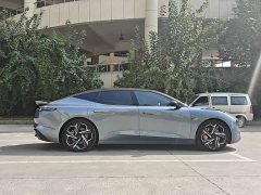 Lynk & Co Z10 95kWh 702km AWD Intelligent Driving Ultra - ფოტო 9